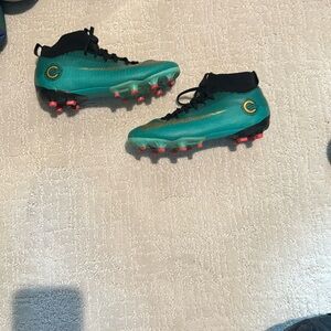 Boys boys football, Nike cleats